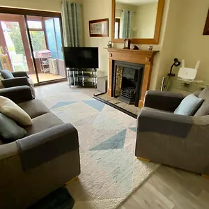 Holiday home Grove Bungalow, Eastwood, Situated In Quiet Cul-de-sac, Leigh-on-Sea